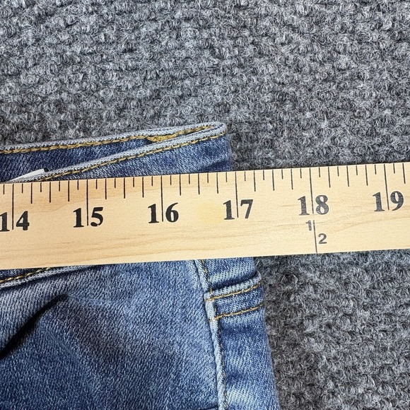 Judy Blue Jeans Womens 15/32 Blue Slim Fit Shark Bite Raw Hem Distressed JB88313 - Picture 10 of 11